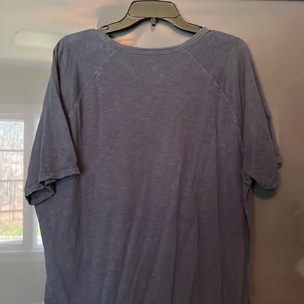 American Eagle Shirt - Picture 2 of 2